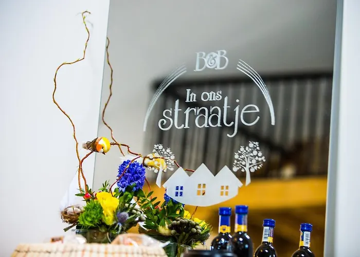 In Ons Straatje ベッド・アンド・ブレックファスト ロスマーレン