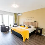In Ons Straatje 4* Росмален