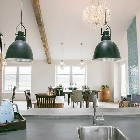 Bed & Breakfast In Ons Straatje 4*