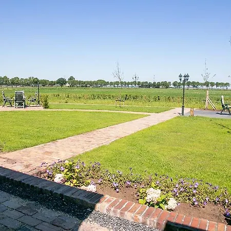 In Ons Straatje Bed & Breakfast 4*