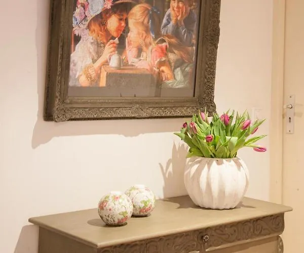 Frühstückspension In Ons Straatje Rosmalen