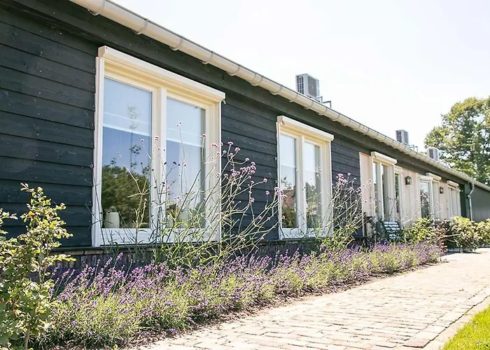 Frühstückspension In Ons Straatje 4*